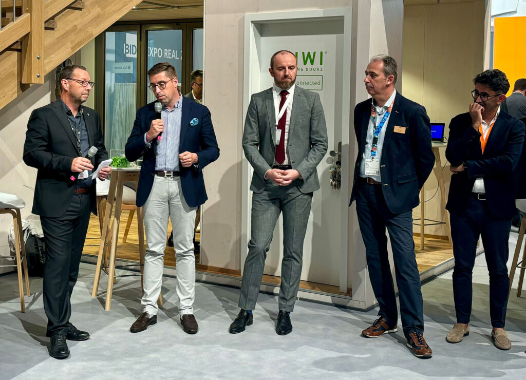 What reduces energy costs in existing buildings - PAUL Tech speaks at EXPO REAL